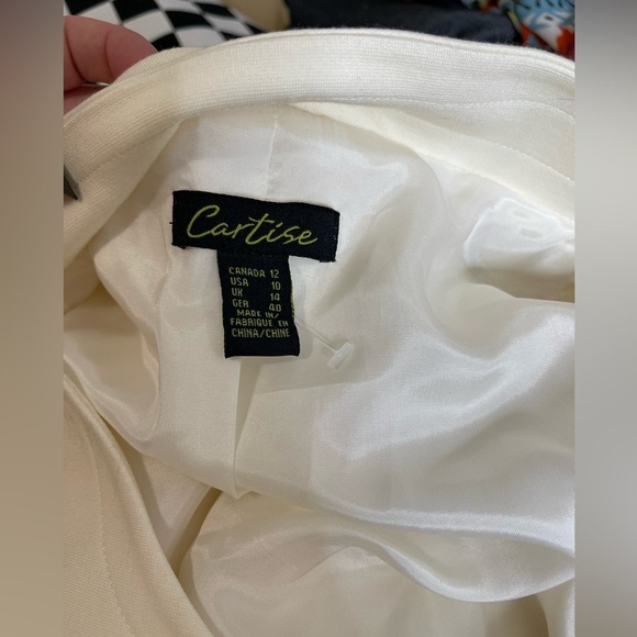 New! Cartise Women's Red Cream Jacket Blazer Blouse Large Button Sz 10 US - Picture 3 of 4